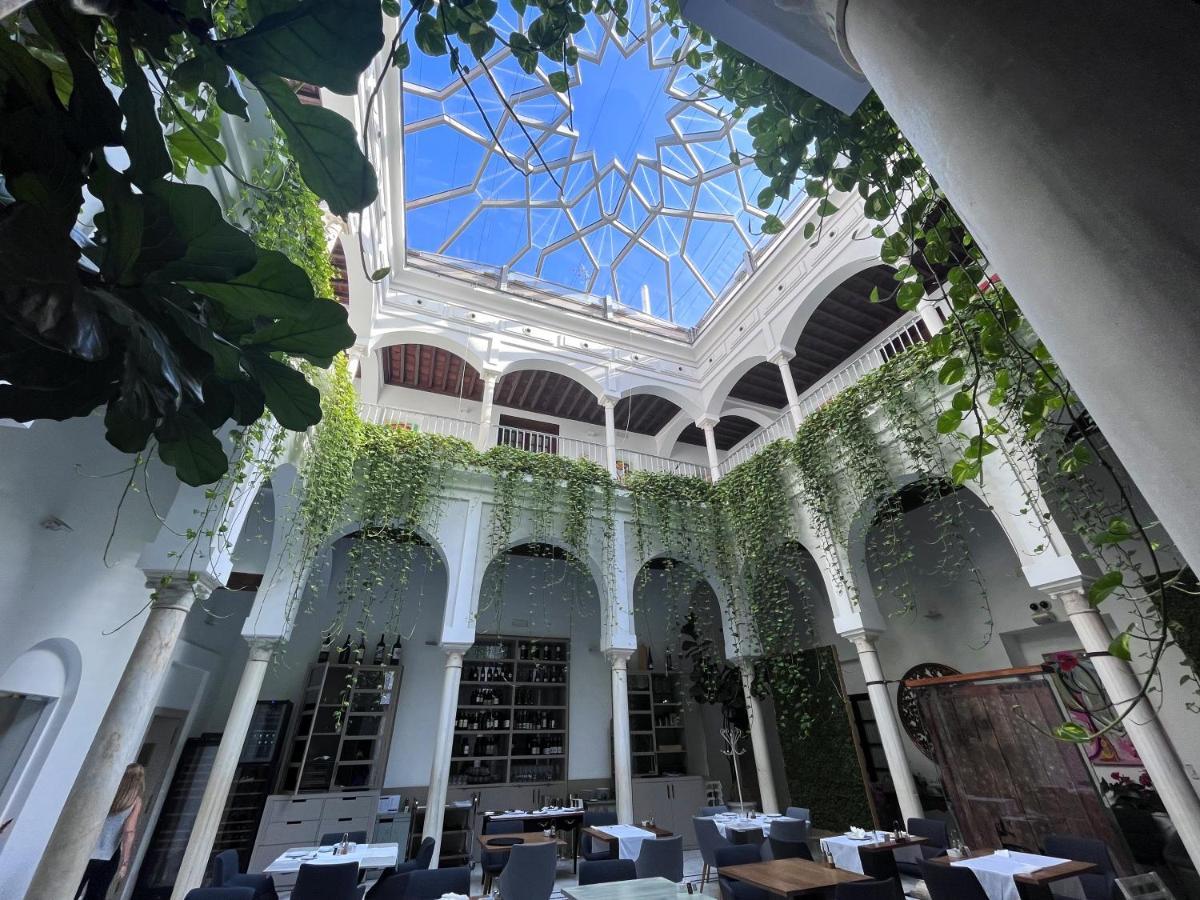 Palacio Pinello (Adults Only) Seville Exterior photo